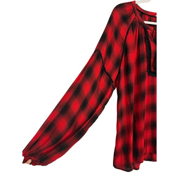 reCreation Womans XL Red Buffalo Plaid Crochet Velour Tassel Balloon Sleeve Top - Picture 4 of 11
